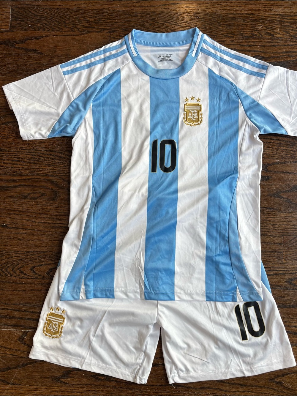 MESSI Argentina Soccer Jersey and shorts set Boys Sz 28